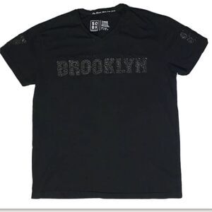 Straight out of Brooklyn t-shirt size L